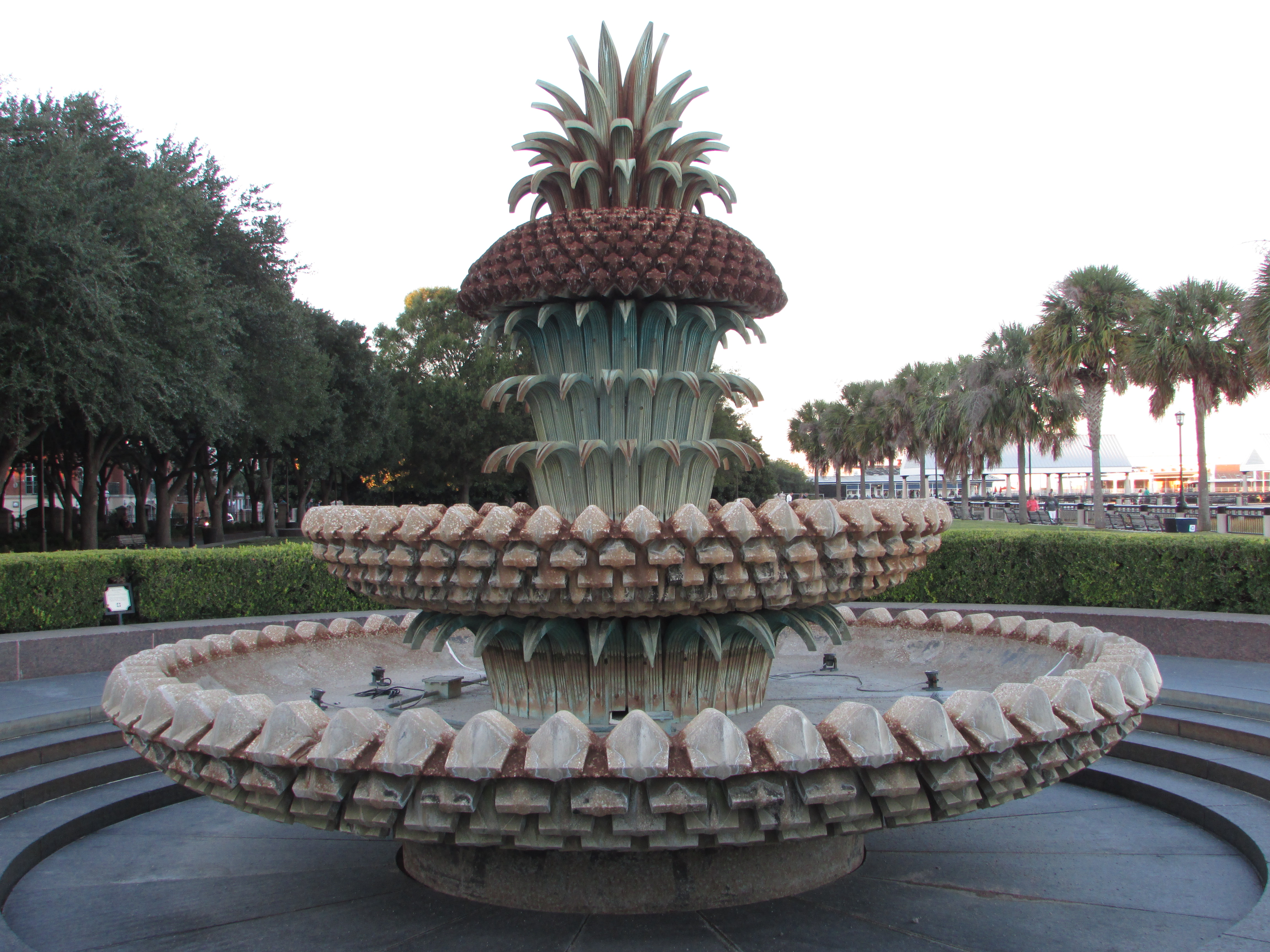 Fontaine ananas, Charleston