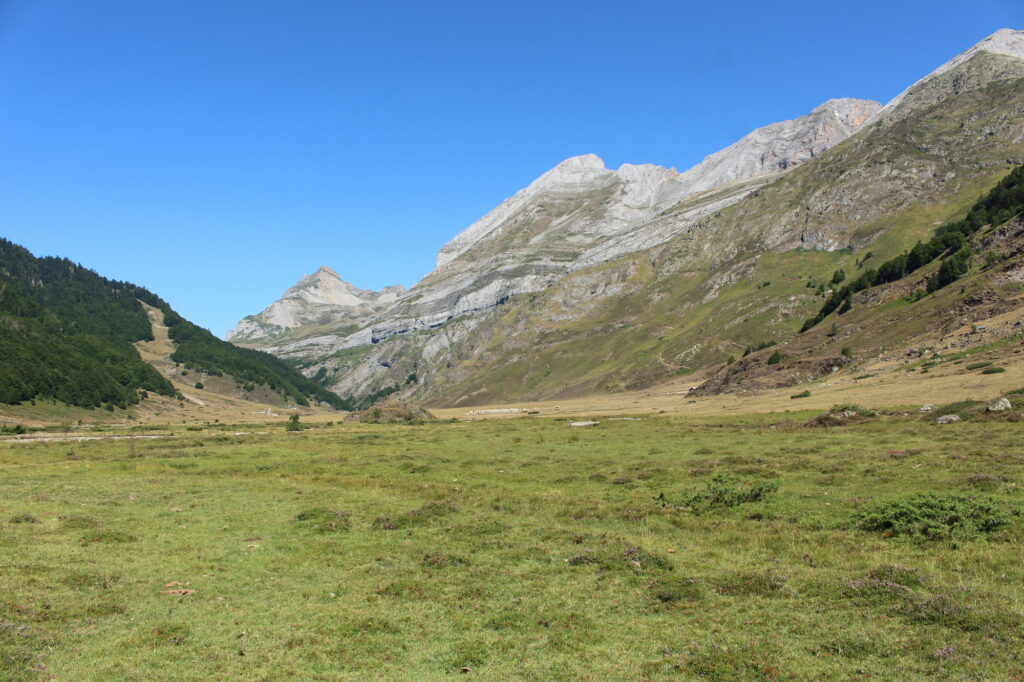 Le fond de la vallée, proche des départs de télésièges
